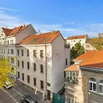 Ah Luxury Old Town